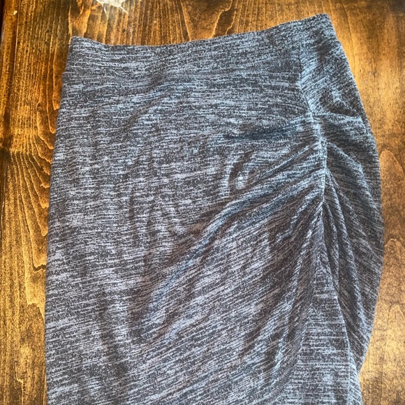 Wilfred pencil skirt - Picture 2 of 3